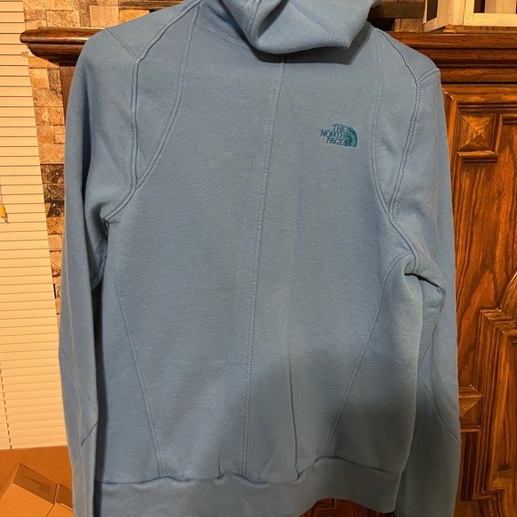 The North Face Women’s size L Athletic Jacket - Picture 3 of 6